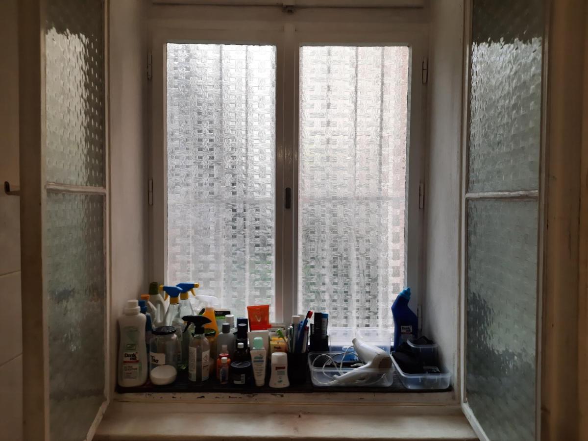 Downtown Prague Minimalistic Room In Flatshare Exterior photo